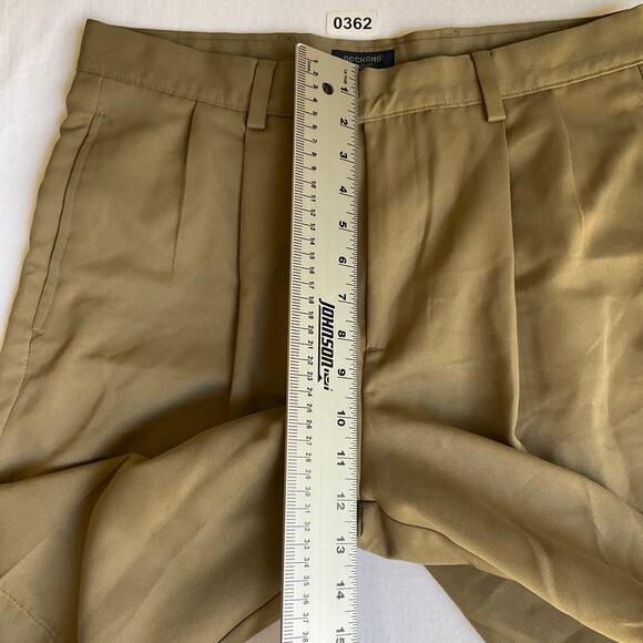 Dockers Work Dress Pants size 32W, Beige - Picture 5 of 9